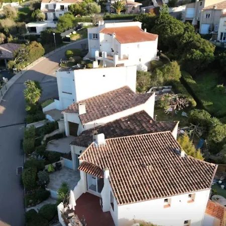 Apartment New 2025 De 2 Vue Climatise A 300 Metres De La